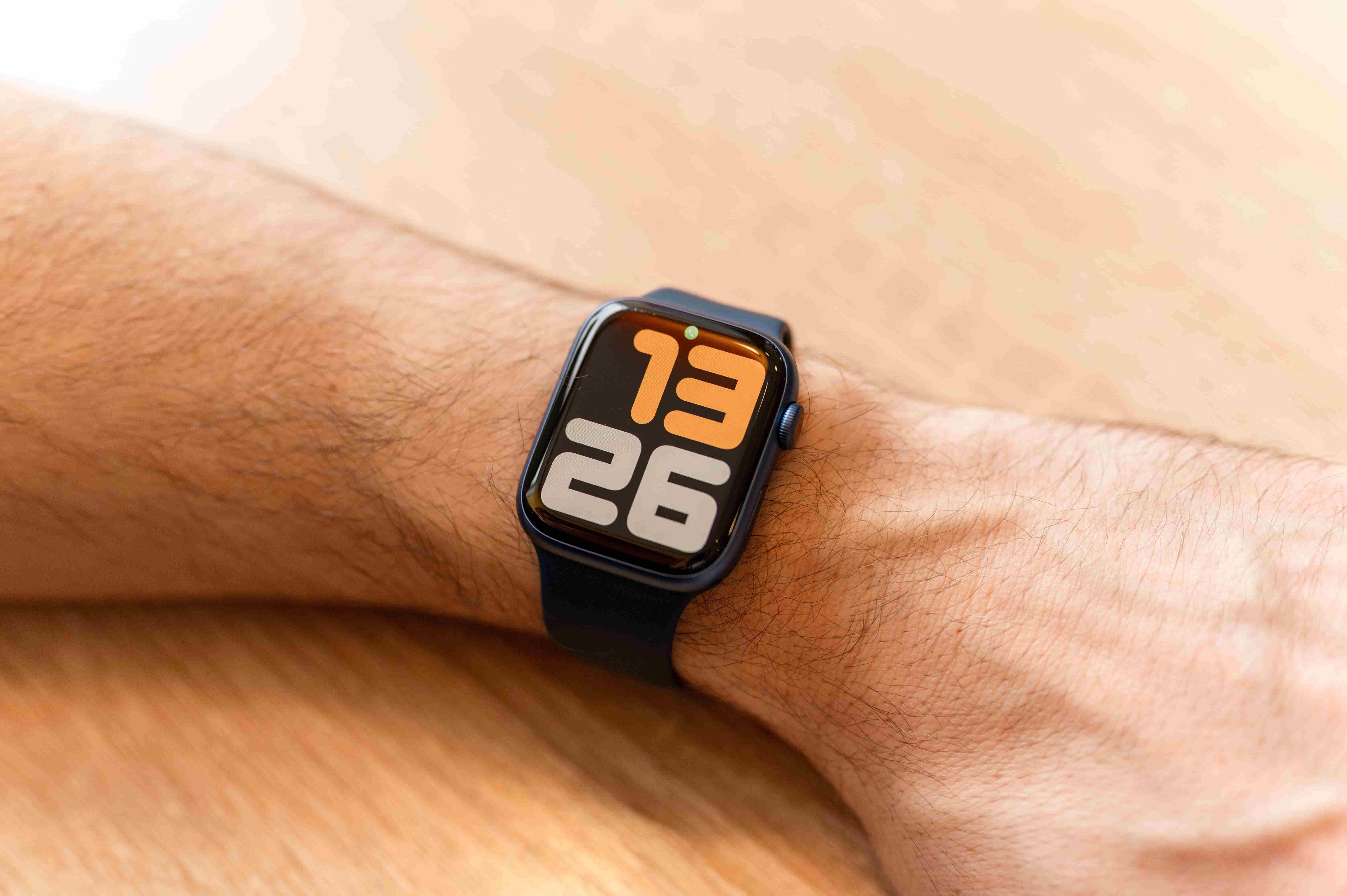 Apple Watch ne charge plus : que faire pour la réparer ?