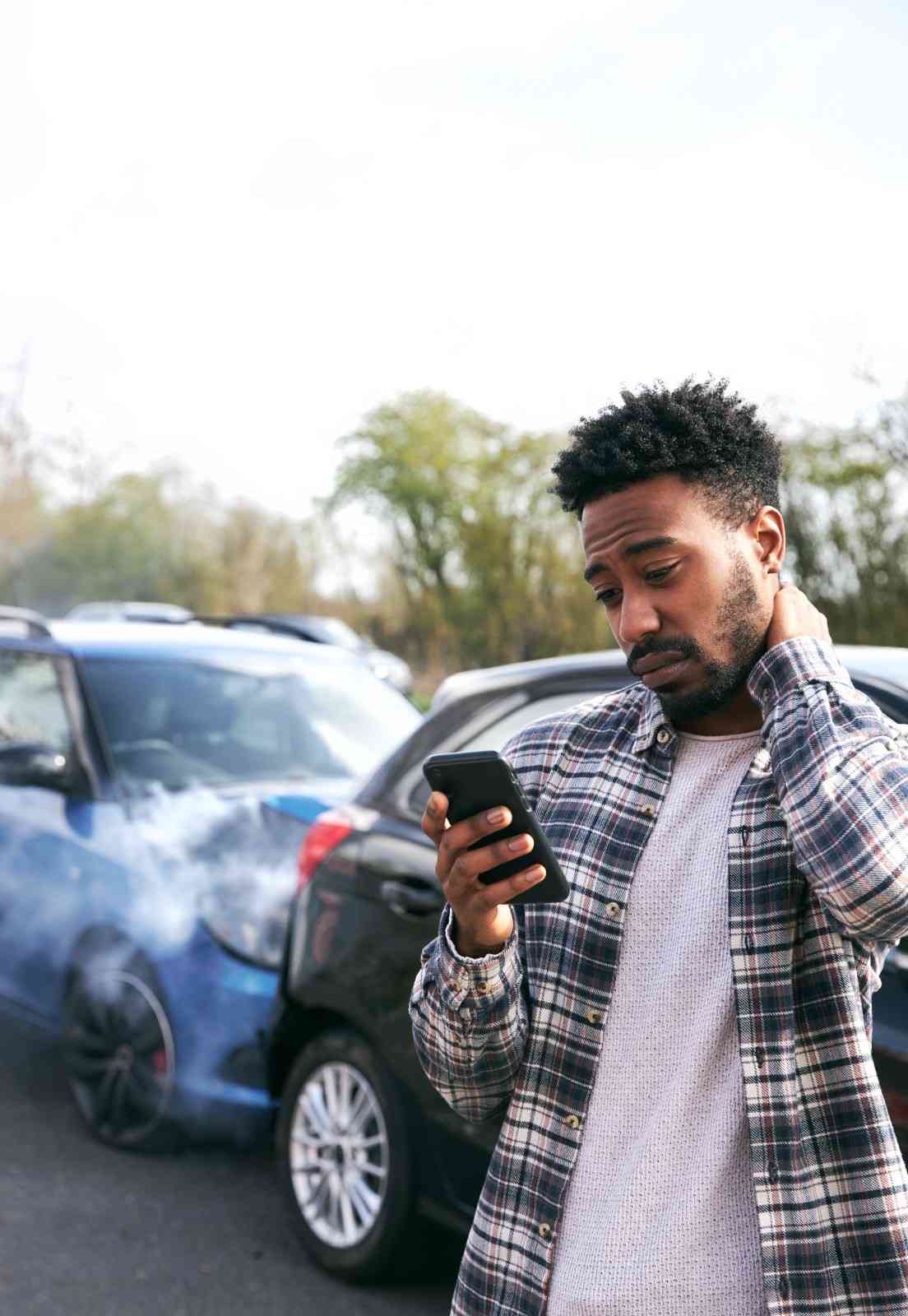 L’écran de l’iPhone devient noir puis revient : comprendre et réparer