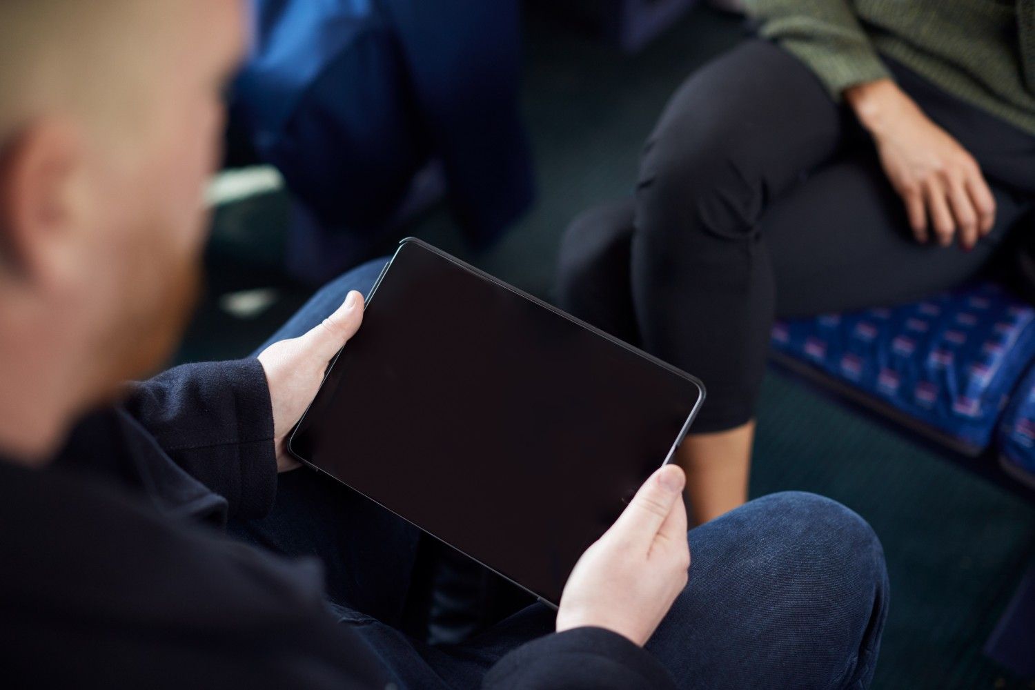 iPad bloqué sur écran noir : les solutions pour le débloquer efficacement
