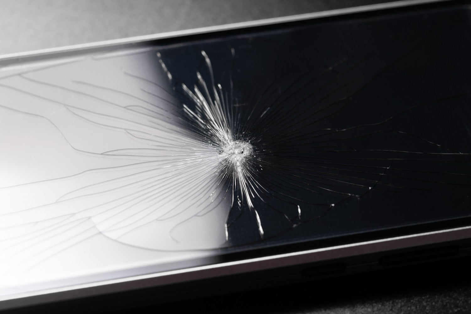 iPhone vitre cassée : solutions fiables pour réparer rapidement
