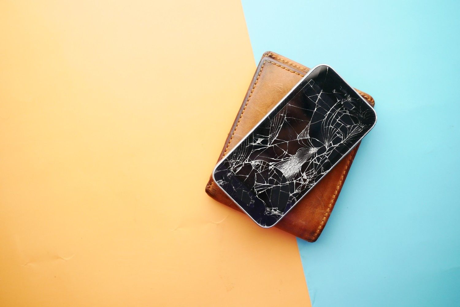 Récupérer les données d’un téléphone avec carte mère HS : toutes les solutions